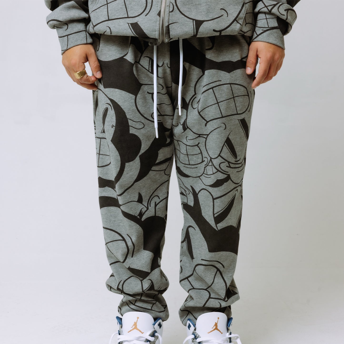 DF$ print sweat suit